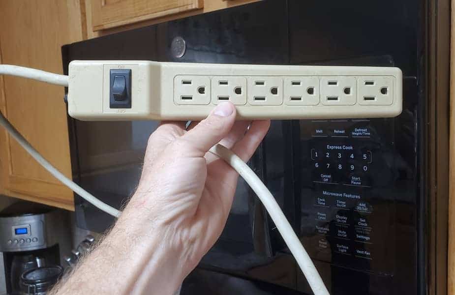 Can you plug a microwave into a power strip