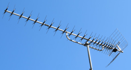 Do HDTV Antennas Work for FM Radio?