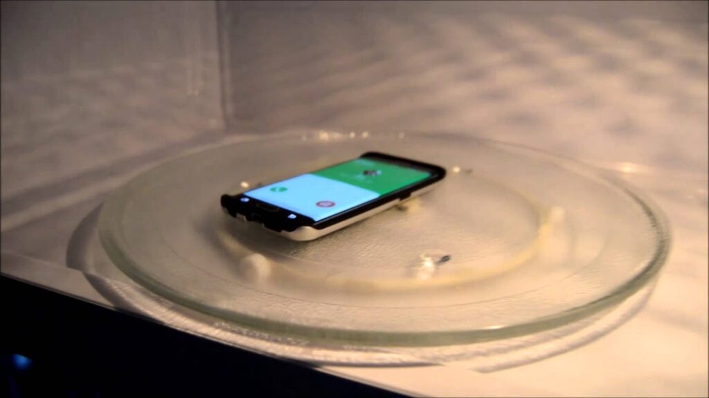 Should my Cell Phone Ring in Microwave